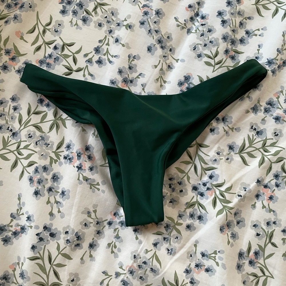 Stonefox swim emerald green Cai bottoms